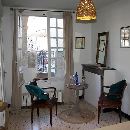 Homestay Sauveurs De Reves 2 Independantes Et Un F2 Prive Dans Un Particulier Sauve