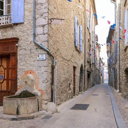 Sauveurs De Reves 2 Independantes Et Un F2 Prive Dans Un Particulier Homestay