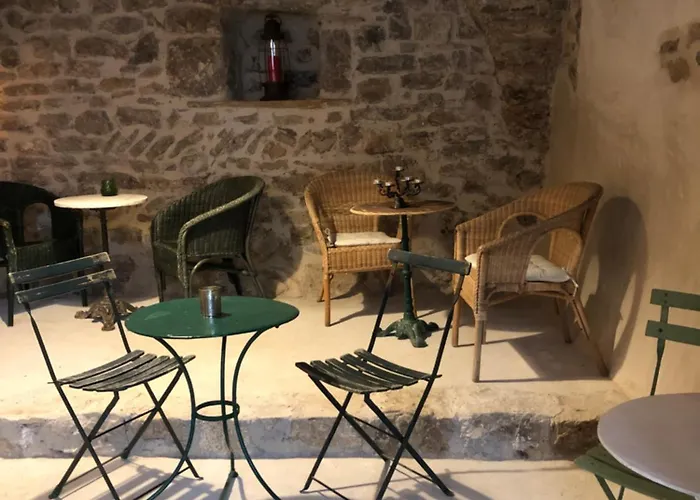 Sauveurs De Reves 2 Independantes Et Un F2 Prive Dans Un Particulier *